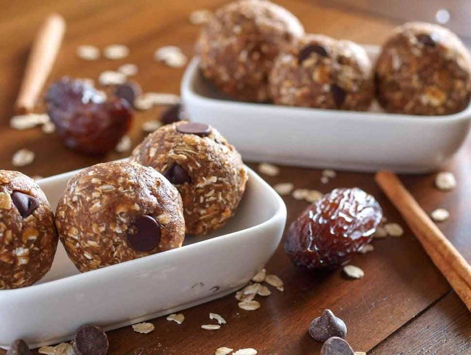 https://shop.asrafresh.com/cdn/shop/articles/Date-Protein-Balls-62_1024x1024_67e77db8-db8c-4a6f-b5df-f74bd36d8c46.jpg?v=1617596857